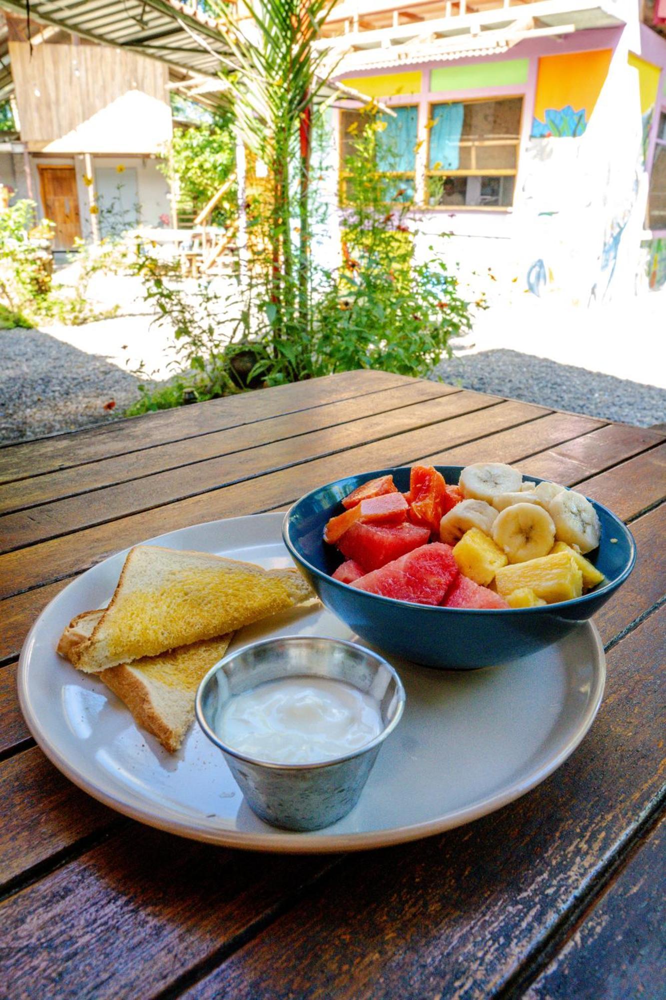 Flutterby House Hostel Uvita Exterior photo